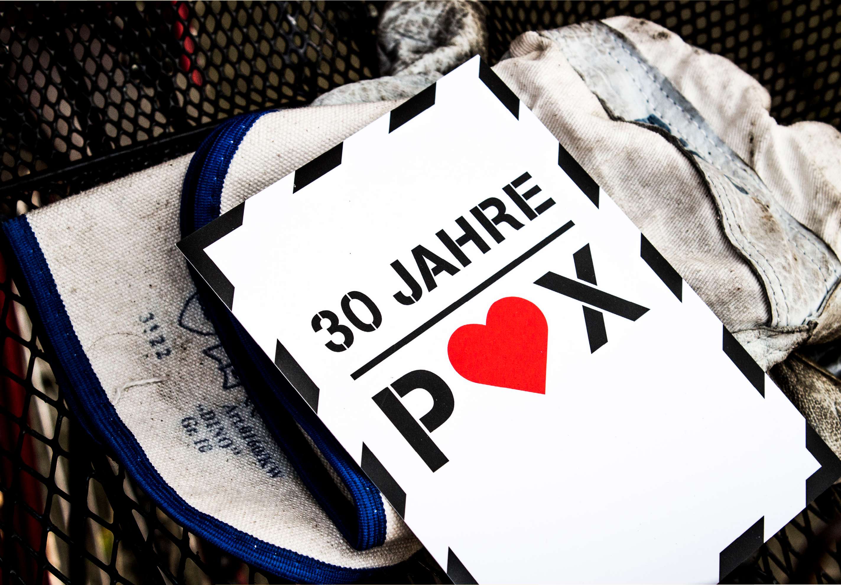 Postkarte im Event-Design als Printprodukt zum Jubiläumsevent bei Total Mittedeutschland.