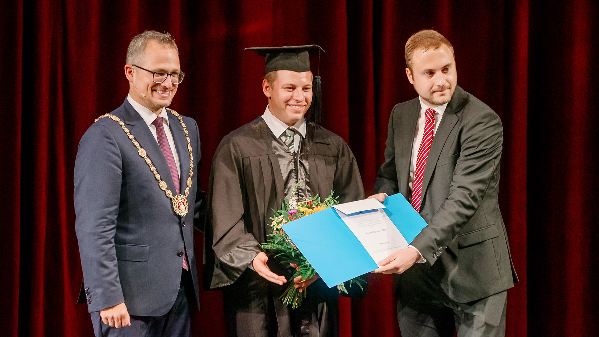 08_occ_hhl_grad_u_edw